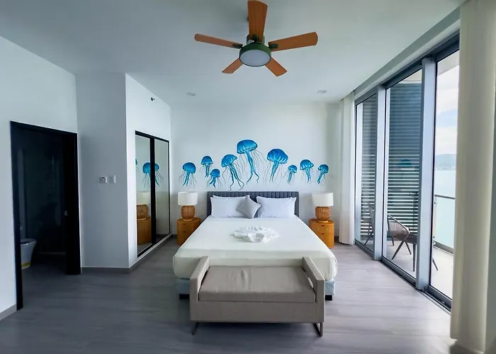 Hotel The Bloom - Oceanfront King 4*